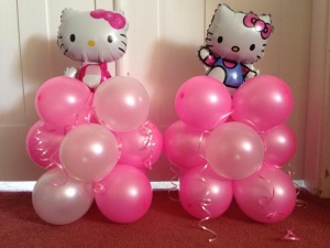 Hello Kitty table decorations 